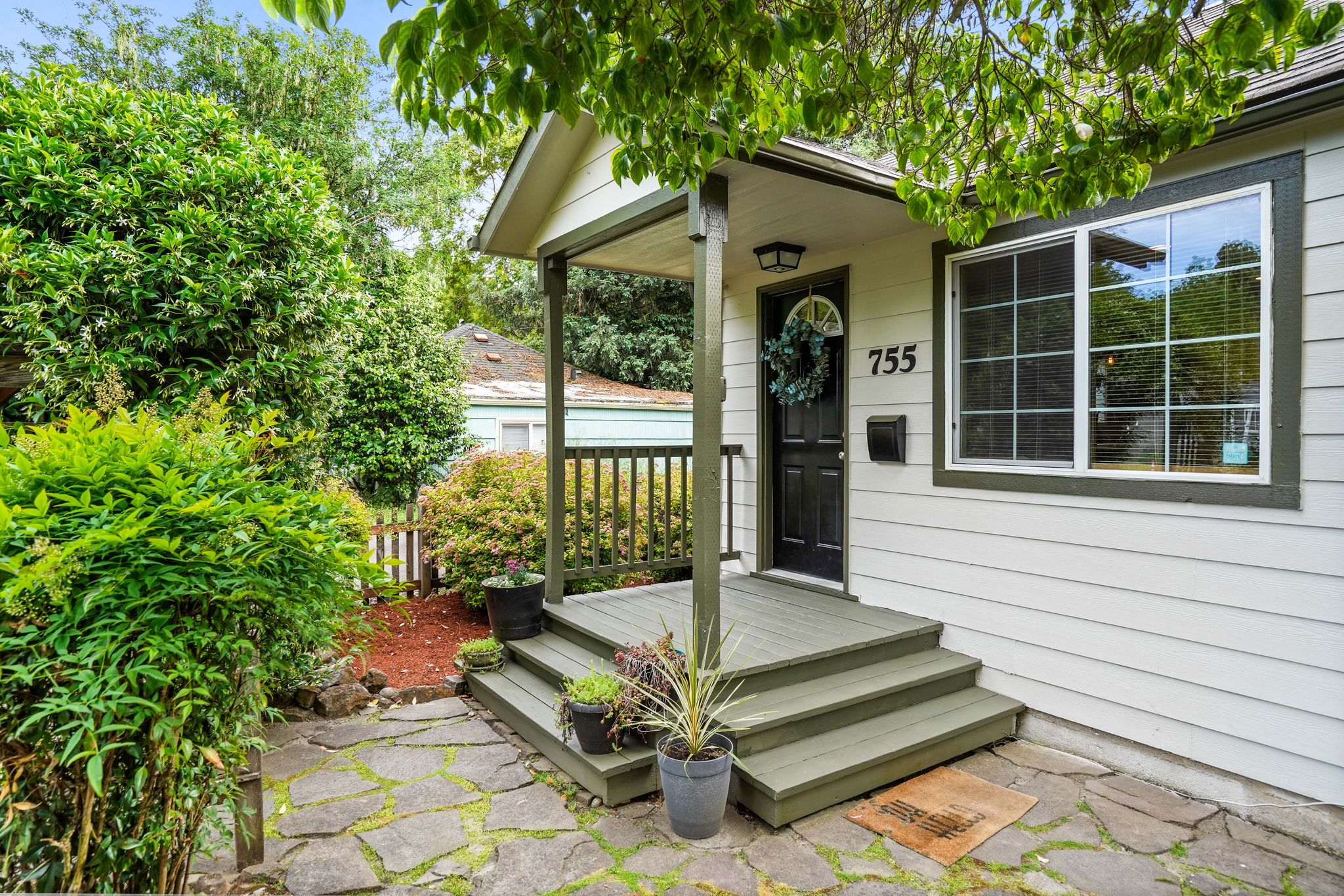 755 McNary Ave NW Salem-5