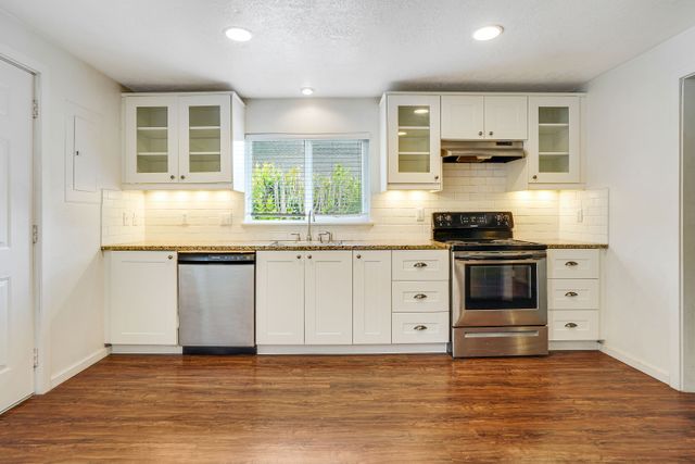 2330 Winter St SE-7