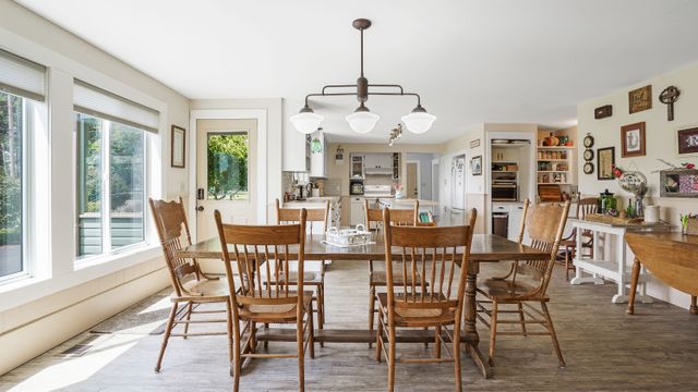 307 5th St Amity-10