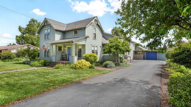 307 5th St Amity-4