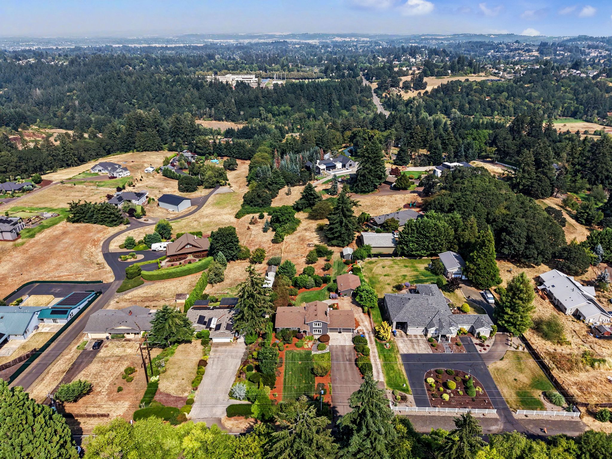 VIEWCREST EXTERIOR 03