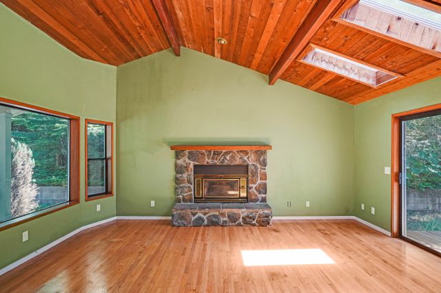 15280 STRONG RD DALLAS-5