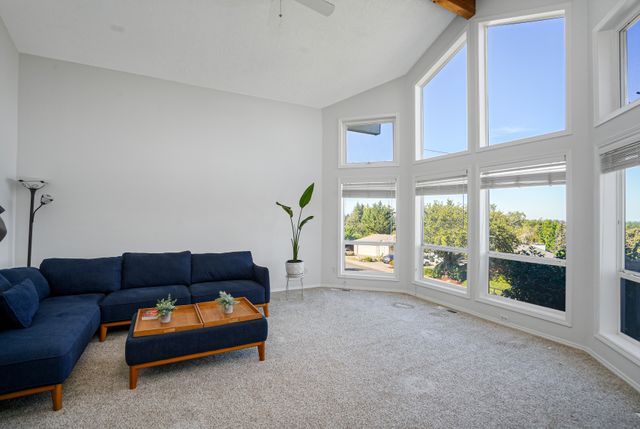 1316 Pressler Ct-8