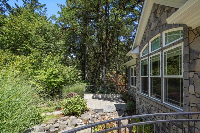 2945 NW Skyline Dr. Corvallis-3