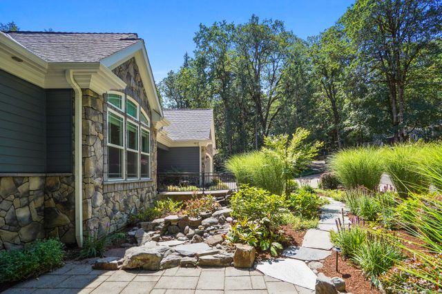 2945 NW Skyline Dr. Corvallis-6