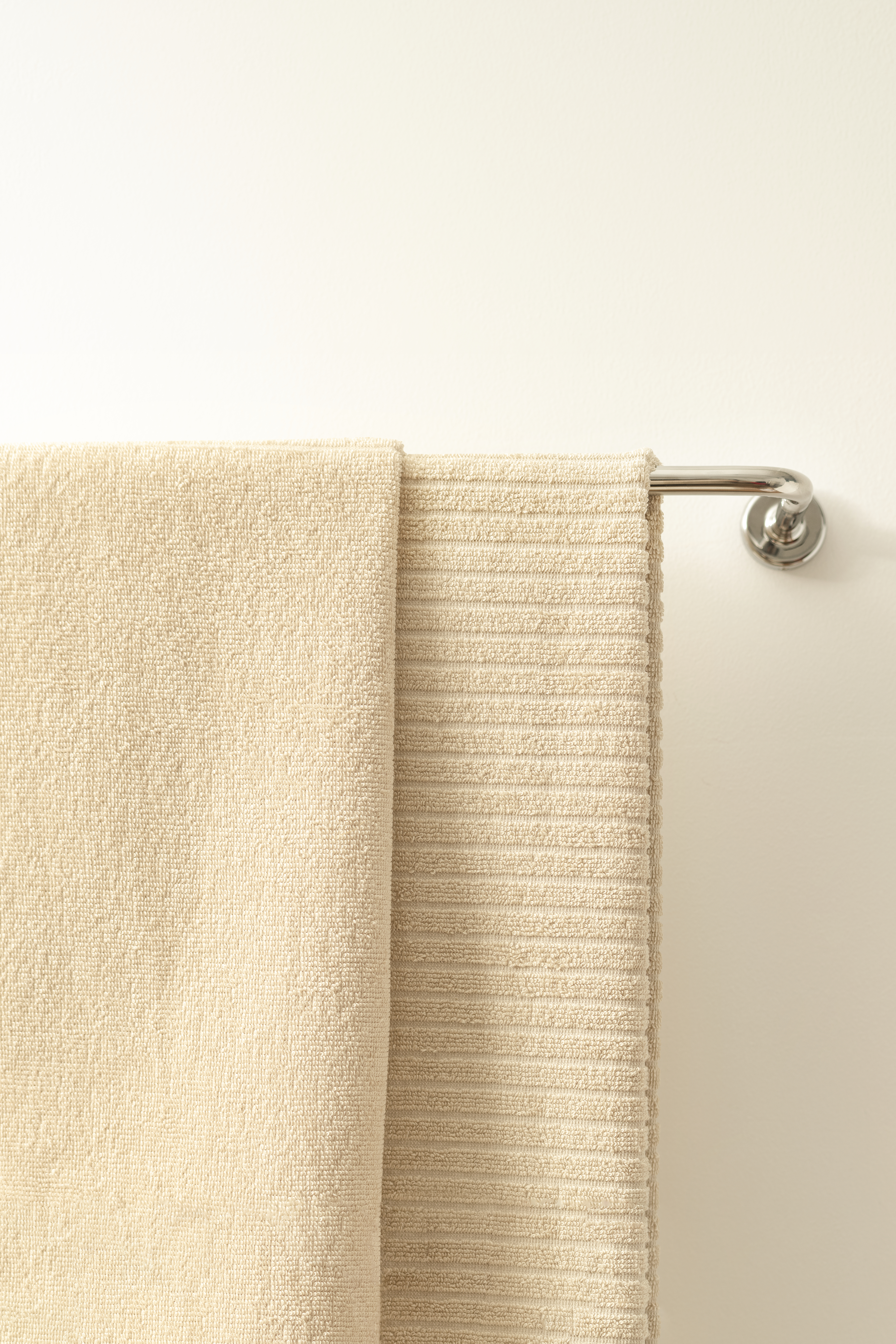 Towel Rod