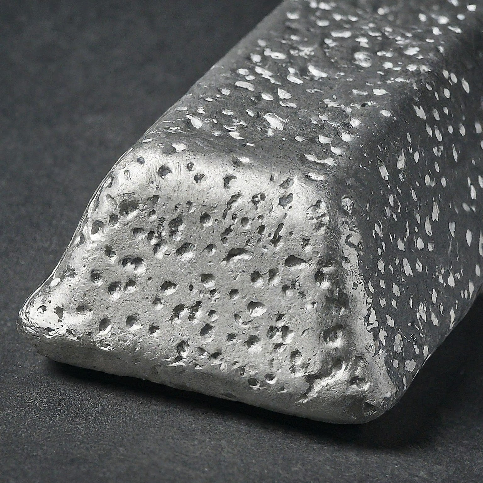 Aluminium Ingot