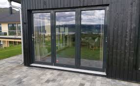 FOLDING DOOR WITH DOUBLE SIDE CLADDING SHEET (NON INSULATED)