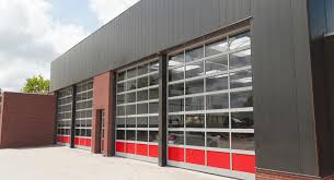 TRANSPARENT SECTIONAL OVERHEAD DOOR