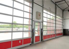 TRANSPARENT SECTIONAL OVERHEAD DOOR