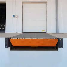 TRIO Telescopic Lip Dock Levelers