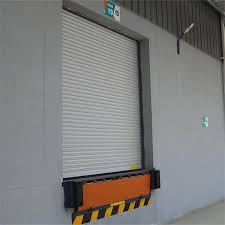 Vertical Storing Radius Lip Dock Levelers