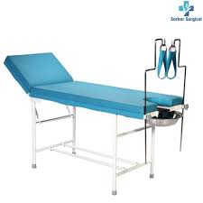 GYNAECOLOGICAL EXAMINATION TABLE
