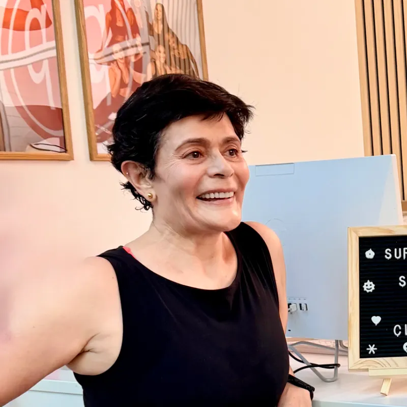 Susana Vivares image