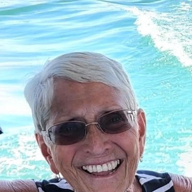 Sue LoMonaco image