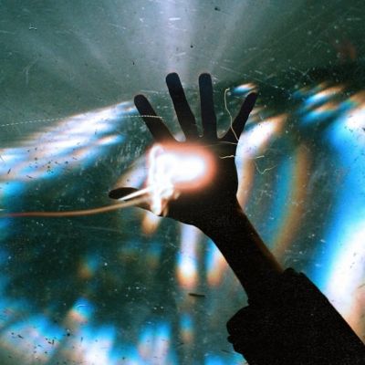 The Sky, The Earth & All Between - Architects