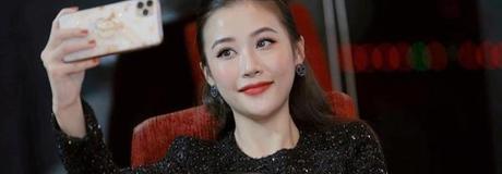 Hẹn hò online - Hình cover của Nguyễn Thị Thu Huyền