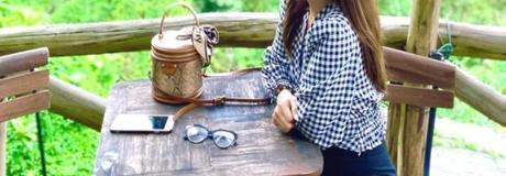 Hẹn hò online - Hình cover của Emily Pham