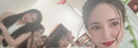 Hẹn hò online - Hình cover của Ngọc Hân Nguyễn