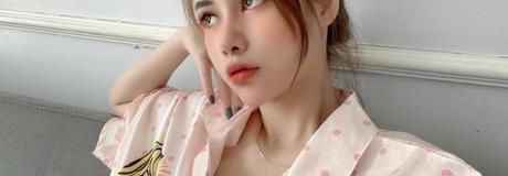 Hẹn hò online - Hình cover của Hà Linh