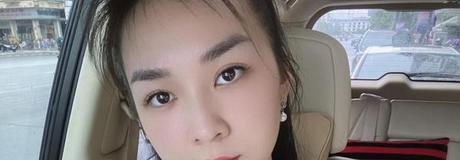 Hẹn hò online - Hình cover của Nguyễn Thị Thanh Hoa