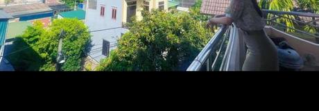 Hẹn hò online - Hình cover của Hoàng Hải Yến