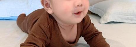 Hẹn hò online - Hình cover của Nguyễn Quang Huy