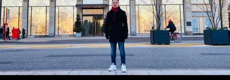 Hẹn hò online - Hình cover của Trần Văn Long