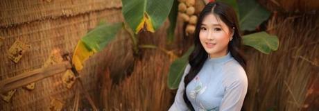 Hẹn hò online - Hình cover của Lan Anh