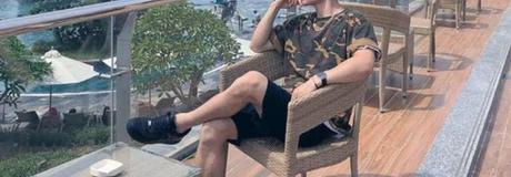 Hẹn hò online - Hình cover của Hoa Văn Xim Tím