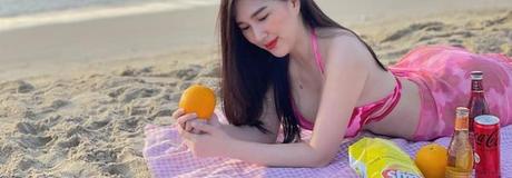 Hẹn hò online - Hình cover của Mỹ Hạnh