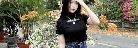 Hẹn hò online - Hình cover của Nguyễn Thanh Nhi