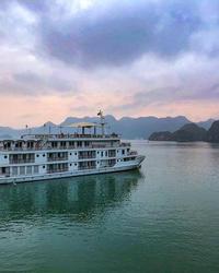 Thumbnail halong1.jpg