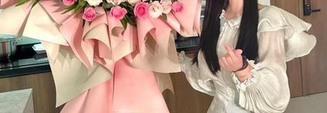 Hẹn hò online - Hình cover của Minh Tú