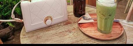 Hẹn hò online - Hình cover của Nhithao