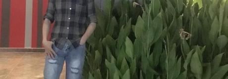 Hẹn hò online - Hình cover của Tú Nguyễn