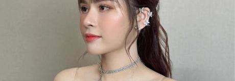 Hẹn hò online - Hình cover của Tuyết  Mai