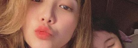 Hẹn hò online - Hình cover của Lý Nhã