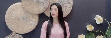 Hẹn hò online - Hình cover của Nguyễn An Thư