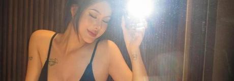 Hẹn hò online - Hình cover của Nguyễn Thị Yến Nhi