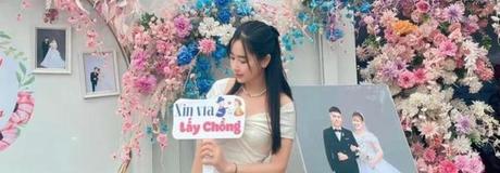 Hẹn hò online - Hình cover của Lan Anh