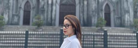 Hẹn hò online - Hình cover của Lê Trang