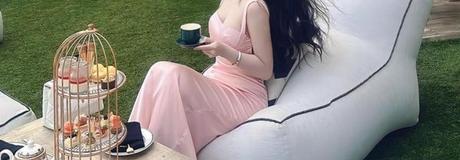 Hẹn hò online - Hình cover của Minh Hằng