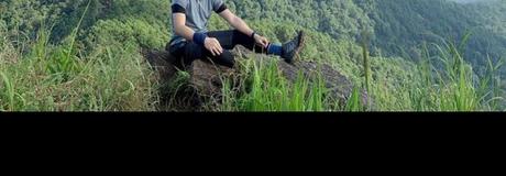 Hẹn hò online - Hình cover của Nguyễn Chính Nghĩa