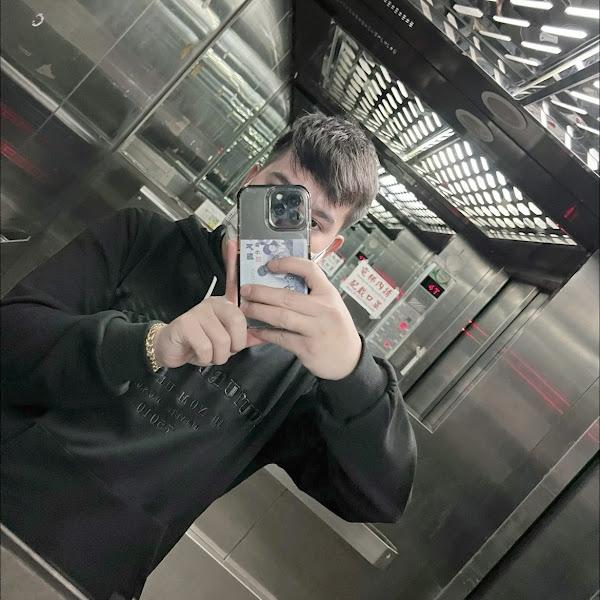 Avatar of user - Đăng Công