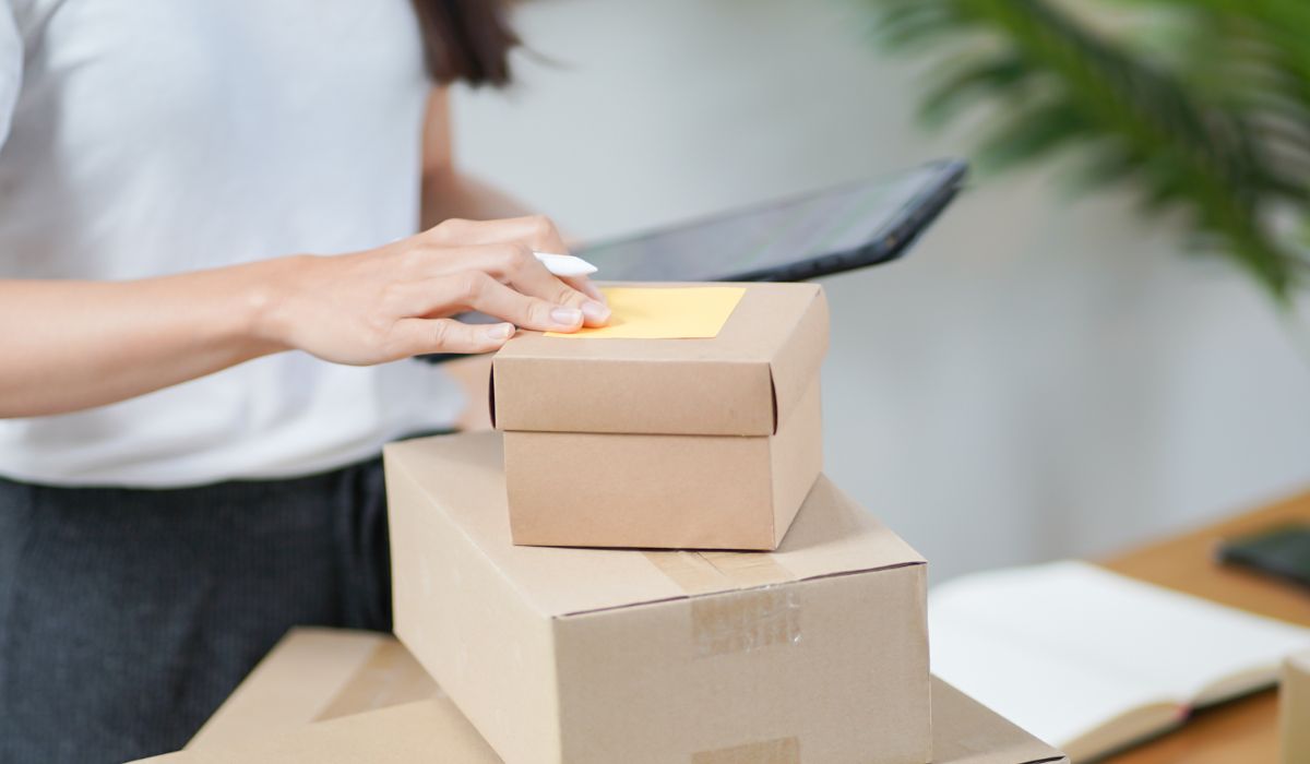 Print-on-Demand for Small Businesses: Grow Your Brand Without Managing Inventory