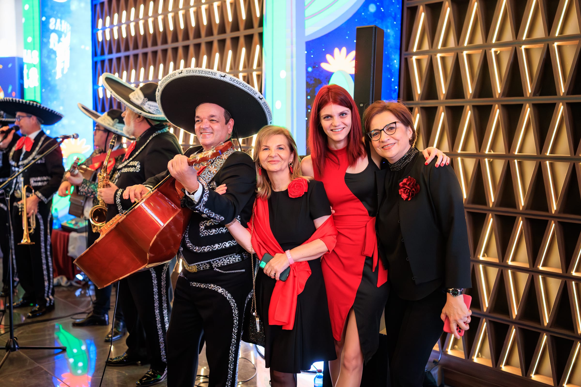 MedLife Christmas Fiesta — MedLife — imagine din galerie 20