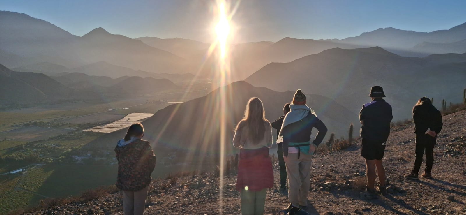 Imagen del servicio Valle de Elqui amanecer en El Tambo