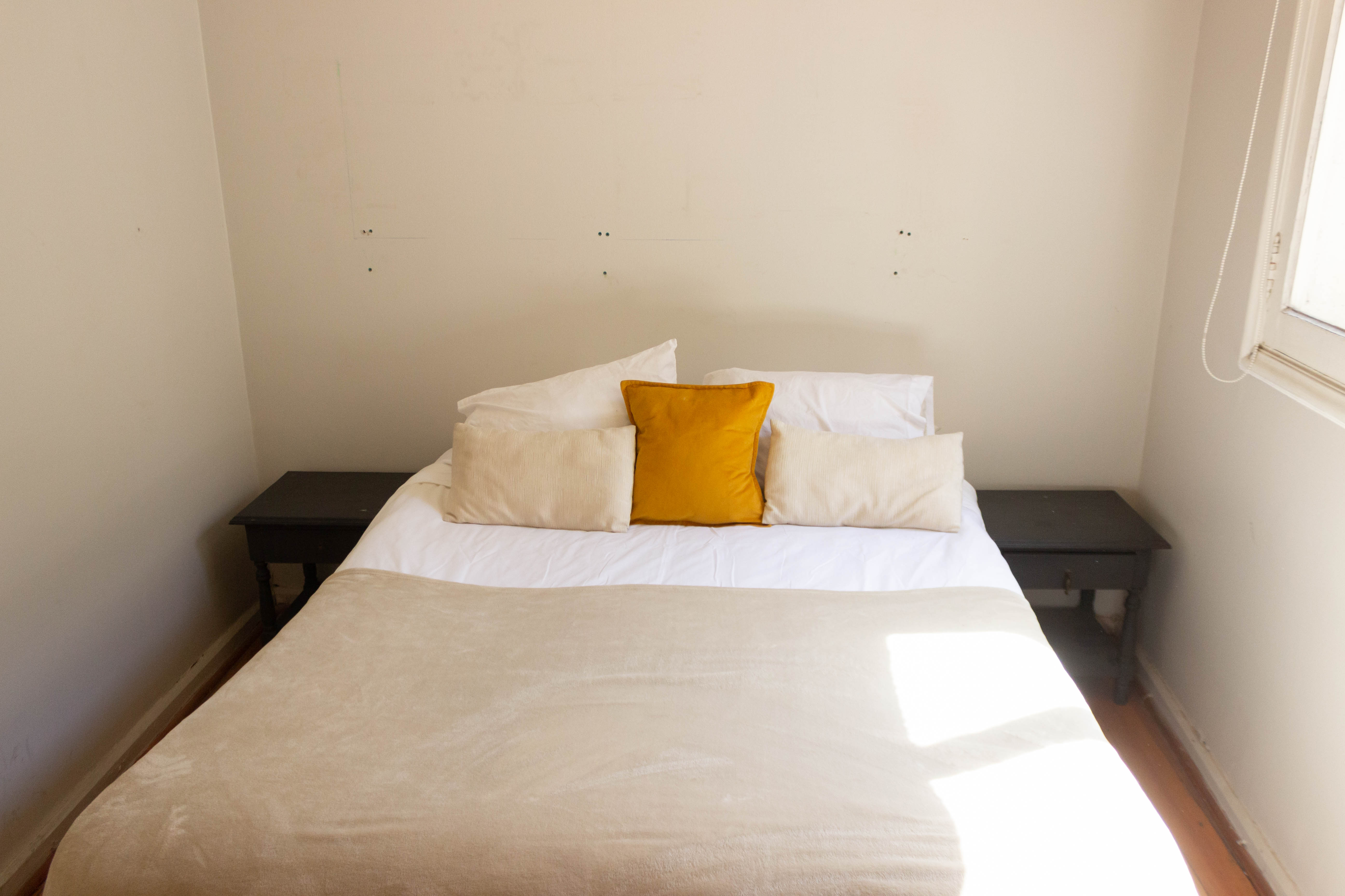 Imagen del servicio C13 Santiago Habitación Matrimonial Economica.