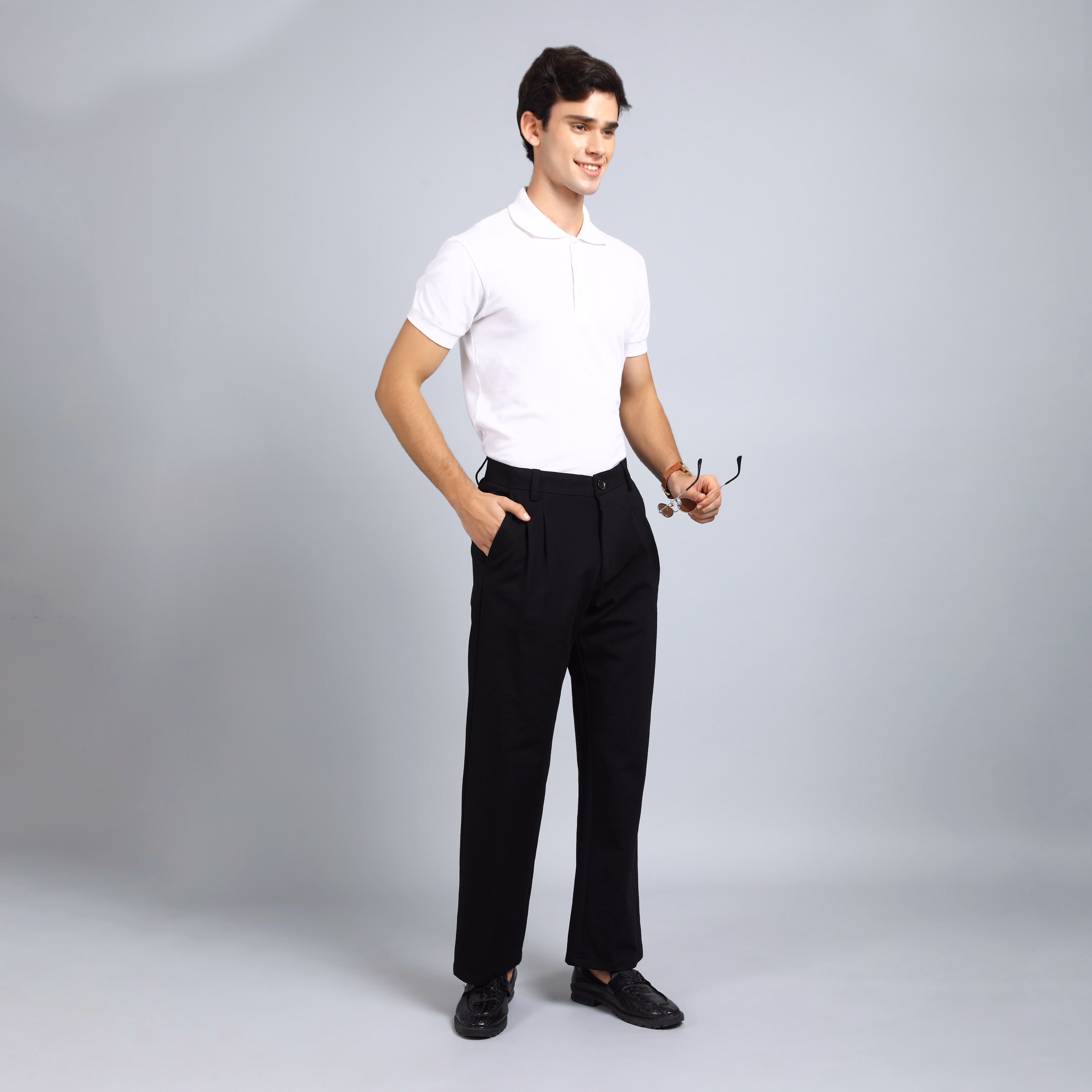 Korean Style Relaxed Fit Tapered Pants for Men – Casual, Sleek & Versatile Bottomwear